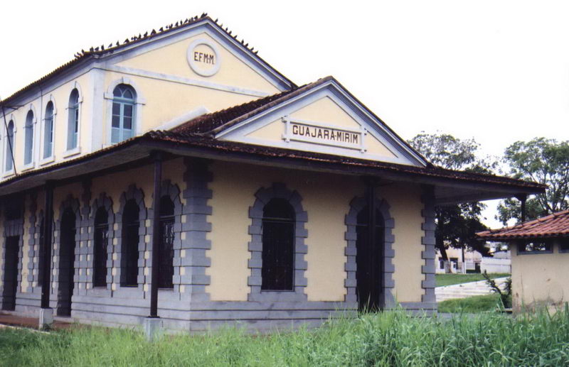 Antiga estao terminal da Estrada de Ferro Madeira Mamor